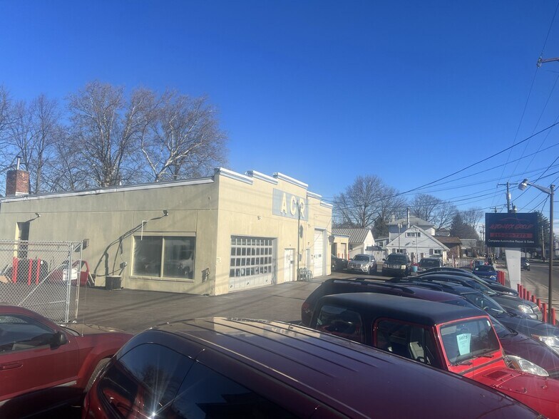 510 W Bridge St, Morrisville, PA 19067 Auto Repair For Sale