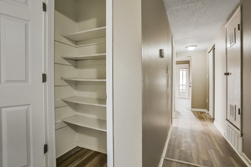 More Photos Of 2408-2410 E 29th St, Kansas City Apartments For Sale