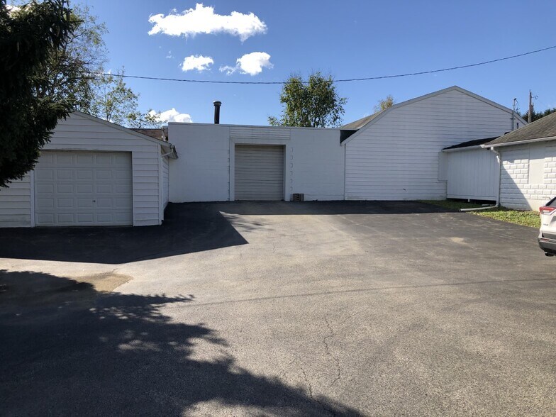 More Photos Of 603 S Erie St, Mercer Self Storage For Sale