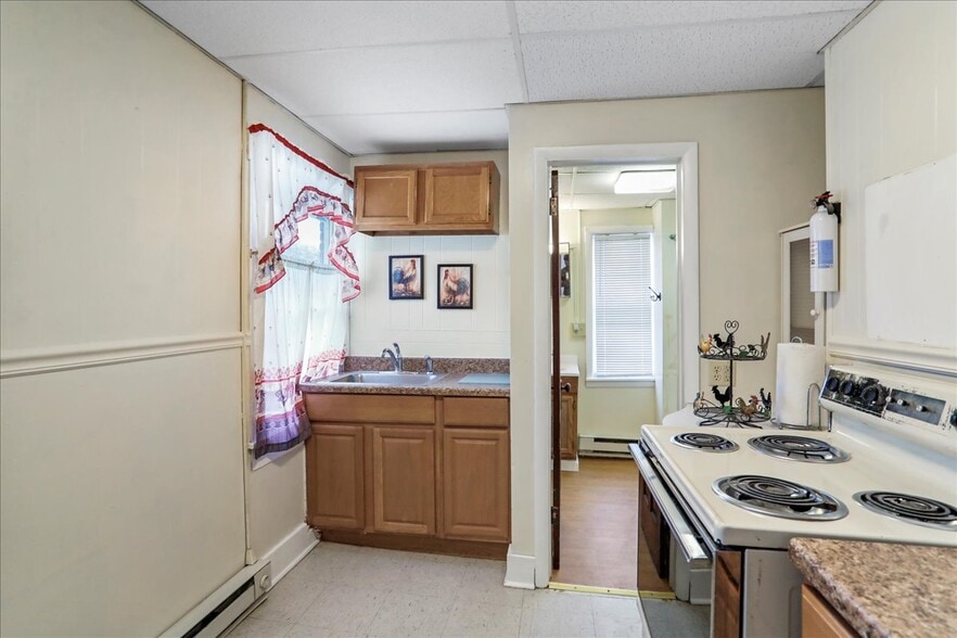 More Photos Of 229 E Union St, Cumberland Apartments For Sale