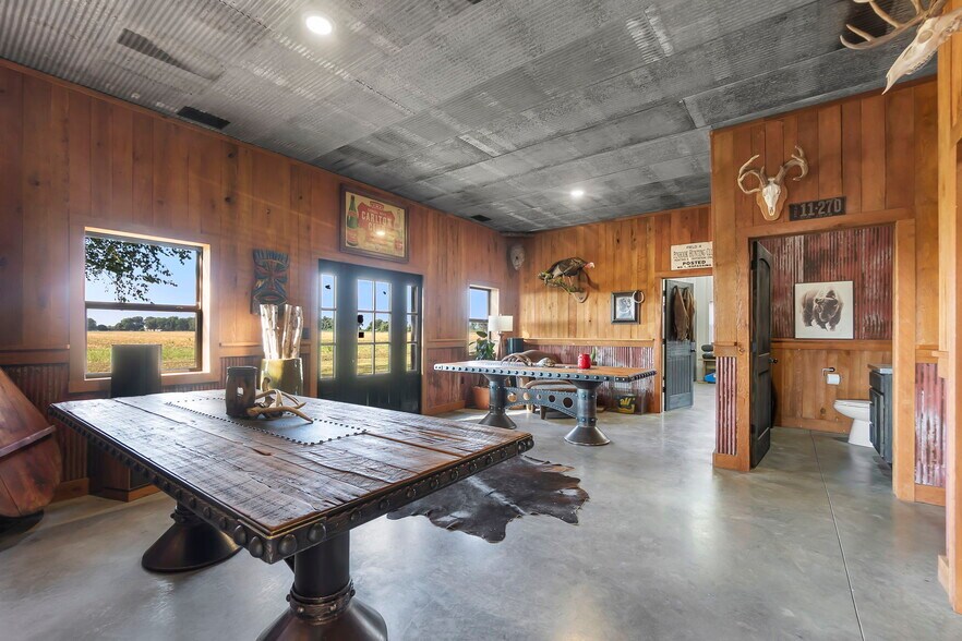 More Photos Of 2948 State Highway V, Matthews Light Manufacturing For Sale