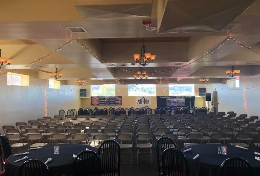 More Photos Of 231 E Main St, Trinidad Bar For Sale