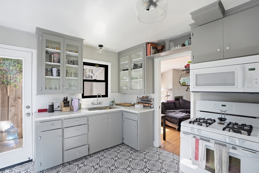 More Photos Of 2101 Johnson Ave, San Luis Obispo Multifamily For Sale