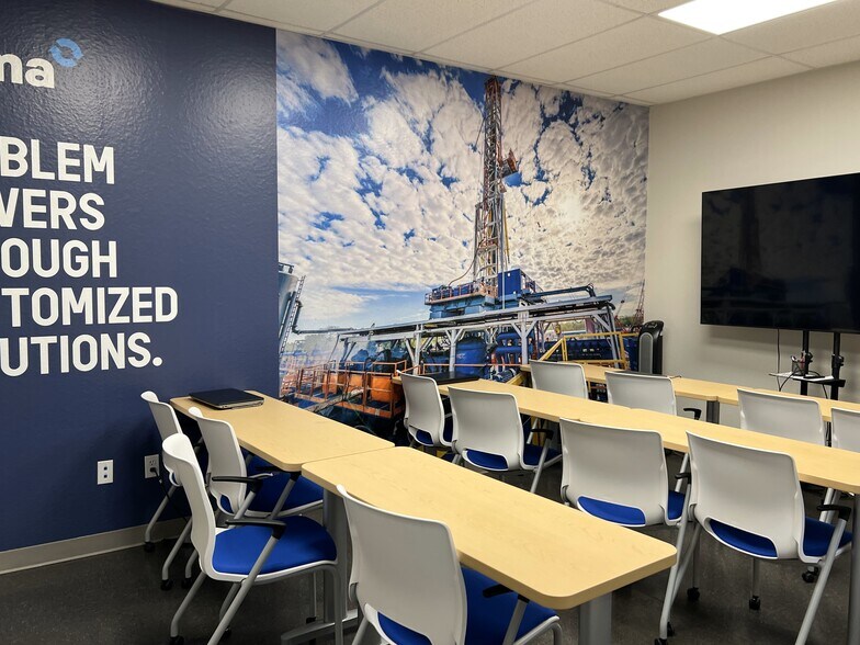 More Photos Of 1267 Cardiff Rd, Brookshire Warehouse For Lease