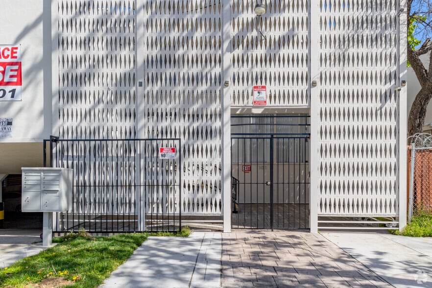 More Photos Of 556 N 1st St, San Jose Medical For Sale