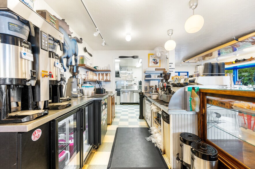 More Photos Of 4113 Main St, Fish Creek Storefront Retail Residential For Sale