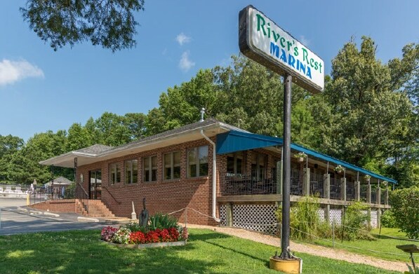 More Photos Of 9100 Wilcox Neck Rd, Charles City Marina For Lease