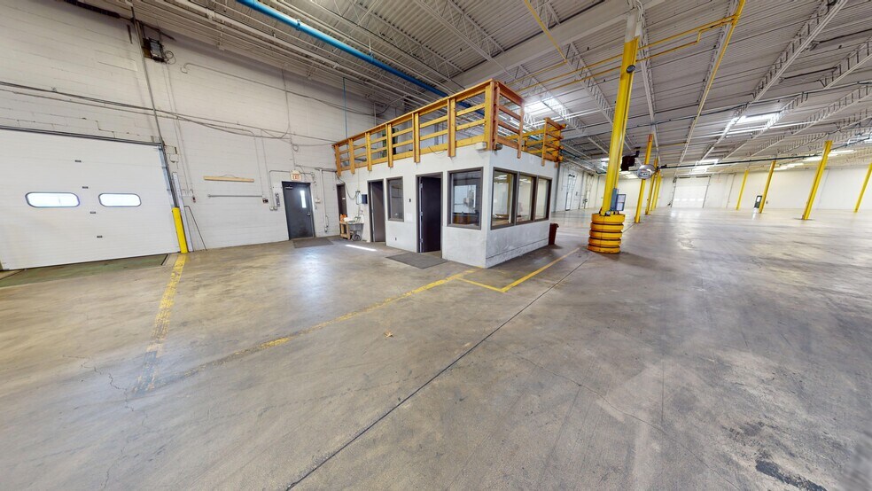 More Photos Of 5522 Aurelius Rd, Lansing Warehouse For Lease