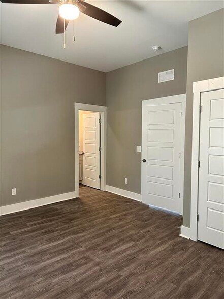 More Photos Of 1327 Park St, Bowling Green Apartments For Sale