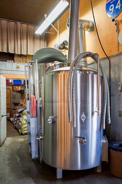 More Photos Of 104 W Orgain Ave, Wibaux Storefront For Sale