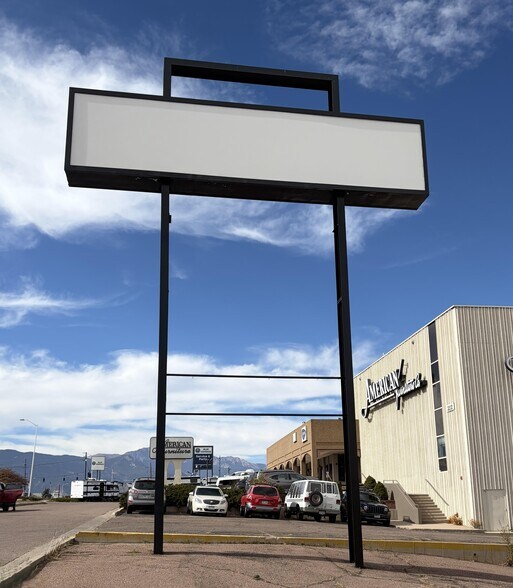 More Photos Of 3228 E Platte Ave, Colorado Springs Storefront For Sale