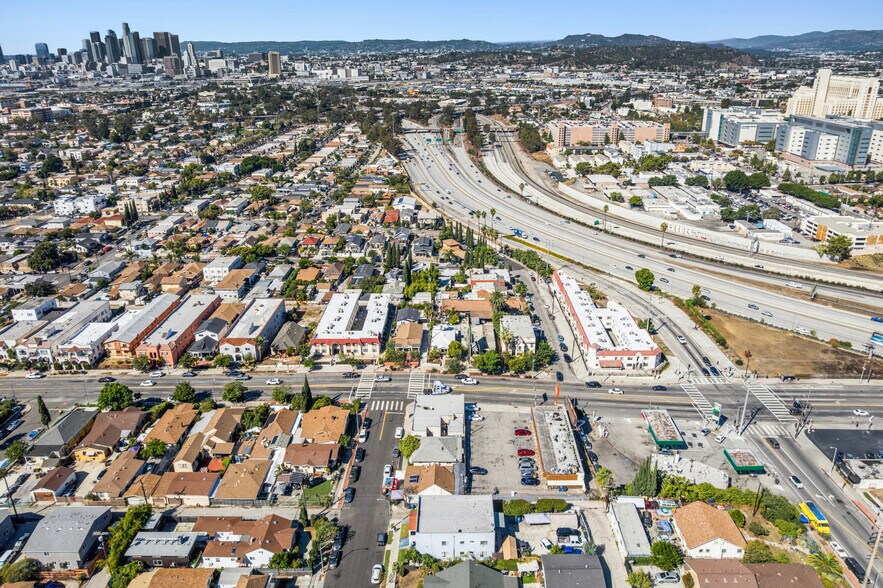 More Photos Of 900 N Soto St, Los Angeles General Retail For Sale
