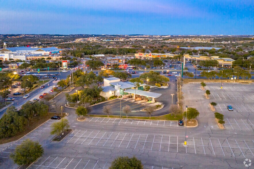 More Photos Of 11309-11323 Bandera Rd, San Antonio Unknown For Lease