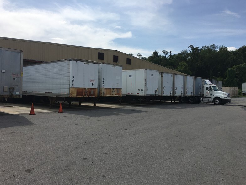 More Photos Of 710 Campbell Dr, Greeneville Warehouse For Lease