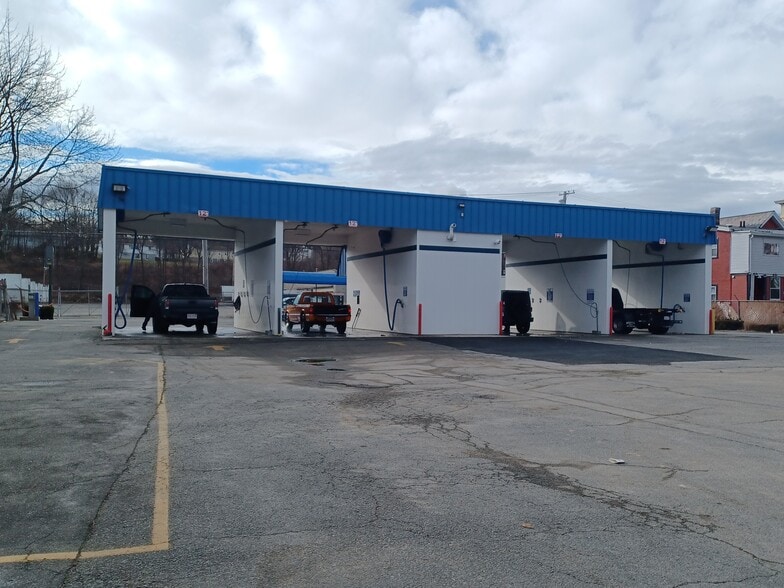 Primary Photo Of 824 Water St, Fitchburg Carwash For Sale