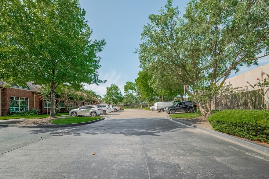 More Photos Of 19855 Greenwind Chase Dr, Houston Medical For Lease