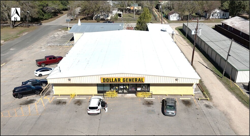 More Photos Of 1301 NE Loop 230, Smithville Freestanding For Sale