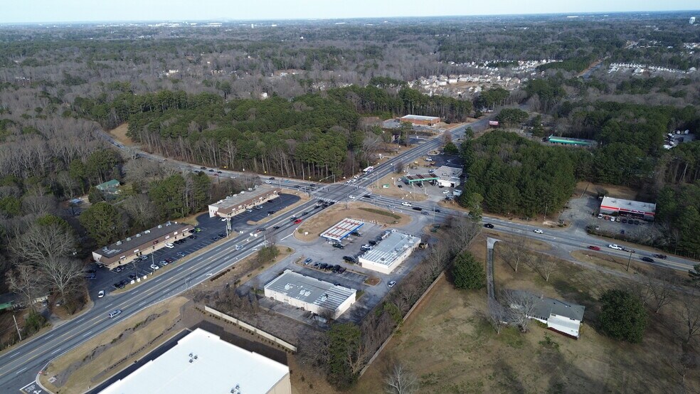 More Photos Of 2400 Highway 138 SW, Fayetteville Service Station For Sale