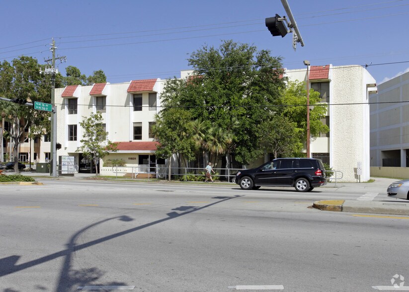 More Photos Of 11601 Biscayne Blvd, Miami Loft Creative Space For Lease