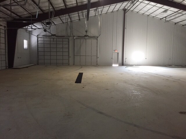 More Photos Of 3750 Hackathorn Ln, Gillette Warehouse For Sale