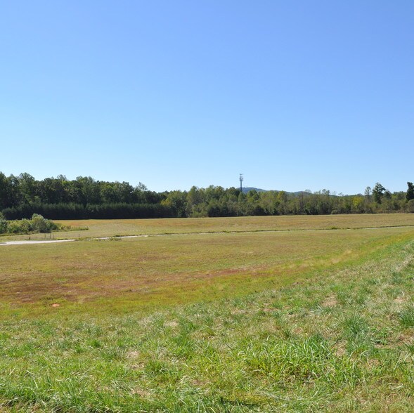 More Photos Of Greensboro Rd, Ridgeway Land For Lease