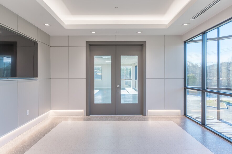 More Photos Of 11 Pleasant Street Connector, Framingham Medical For Lease