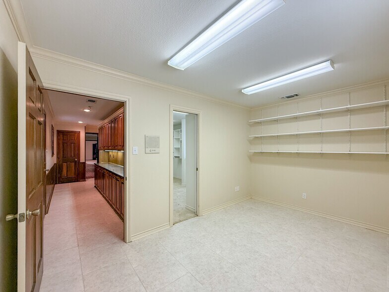 More Photos Of 13001 Stonebridge Rd, Argyle Land For Sale