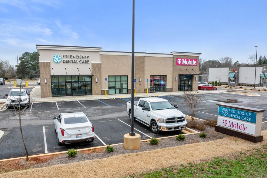 More Photos Of 2032 Winchester Rd NE, Huntsville Storefront For Sale