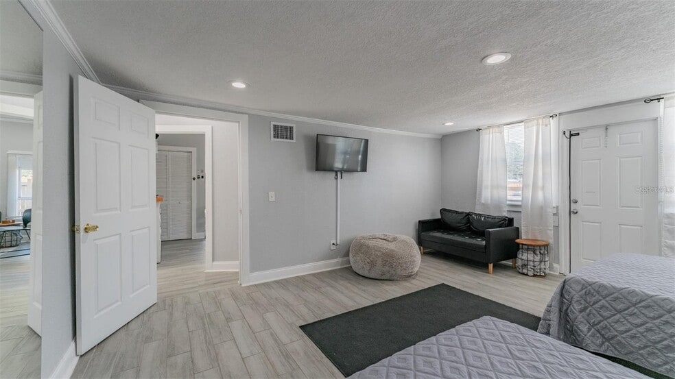 More Photos Of 1668 28th Ave N, Saint Petersburg Multifamily For Sale