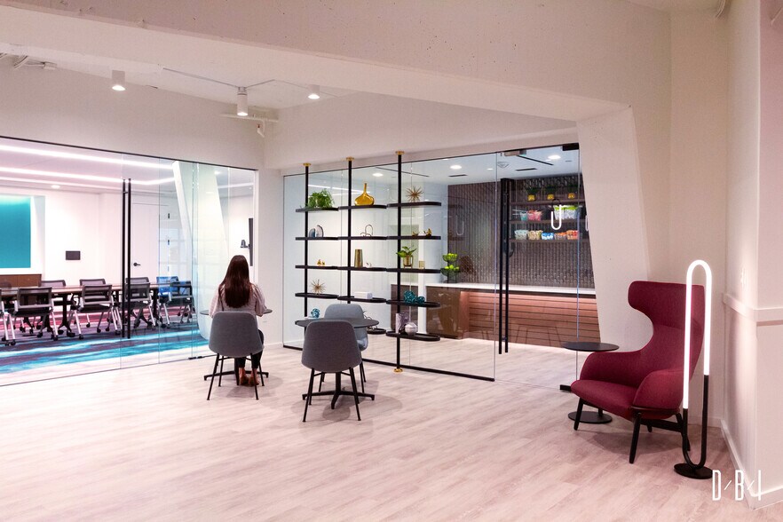 More Photos Of 5301 Wisconsin Ave NW, Washington Office For Lease