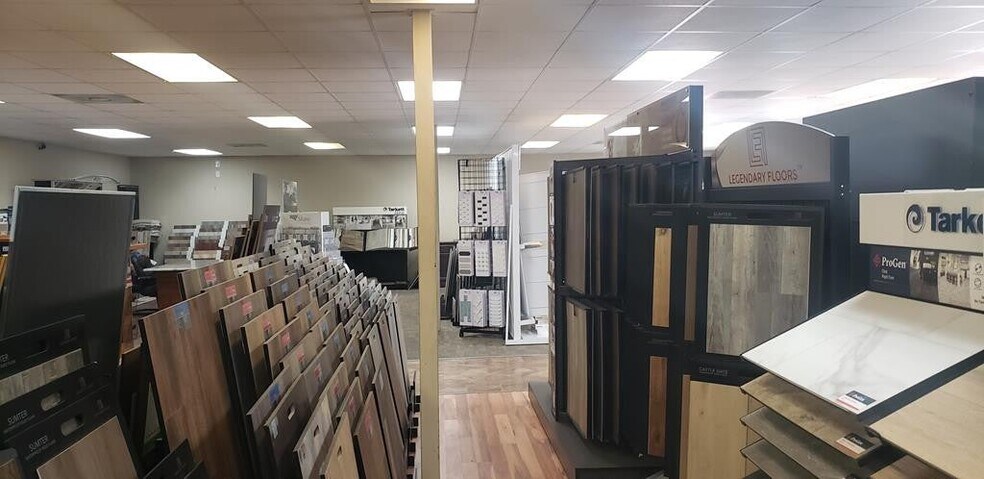 More Photos Of 616 S Broadway St, Mccomb Freestanding For Sale