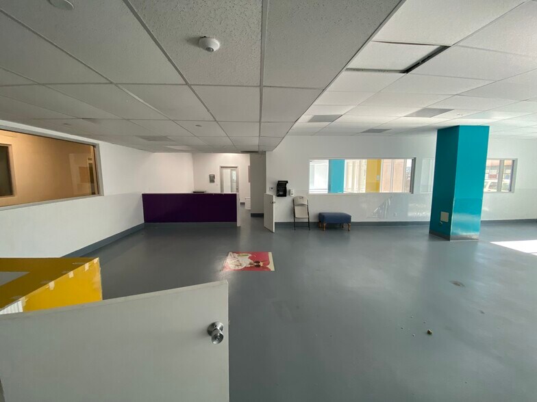 More Photos Of 1243 S Olive St, Los Angeles Apartments For Lease