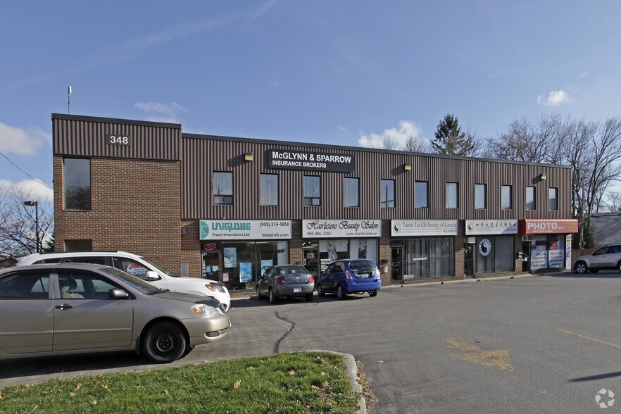 More Photos Of 348 Lakeshore Rd E, Mississauga General Retail For Lease