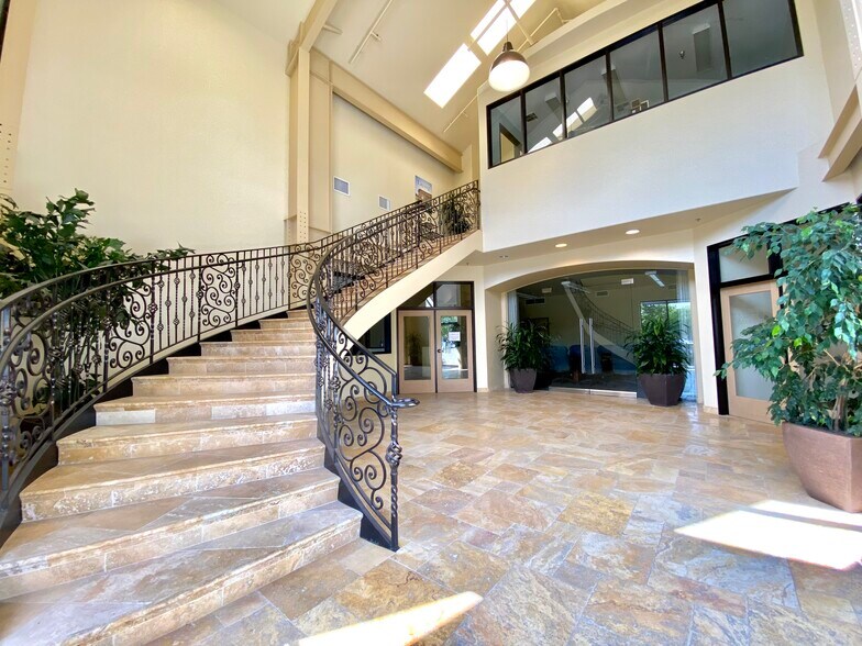 More Photos Of 615 Clarion Ct, San Luis Obispo Warehouse For Sale