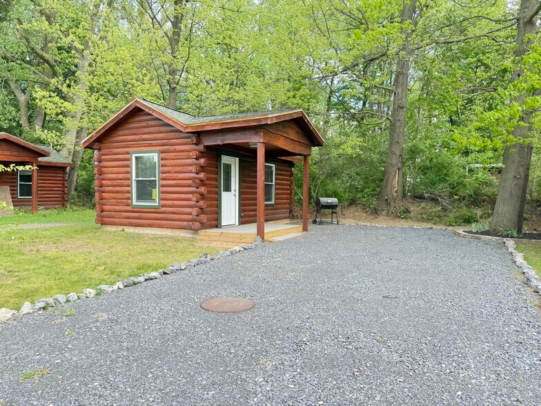 More Photos Of 984 Waterloo Geneva Rd, Waterloo Township Trailer Camper Park For Sale