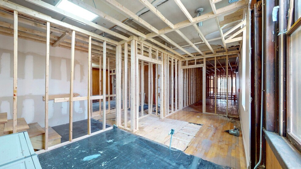 More Photos Of 158 Grand St, Waterbury Office For Sale