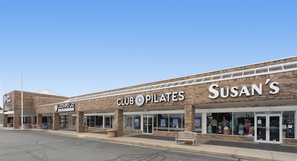 More Photos Of 6306-6410 W Jefferson Blvd, Fort Wayne Storefront For Lease