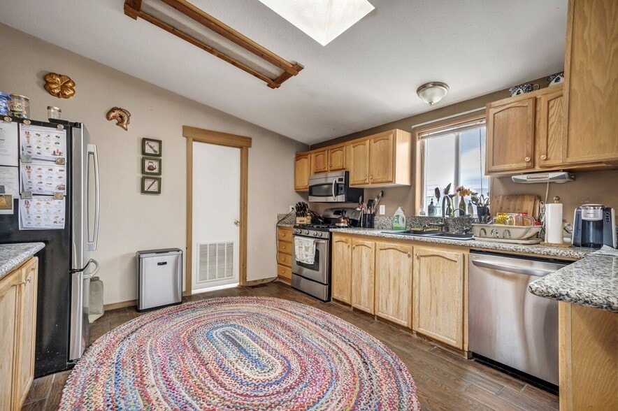 More Photos Of 5100-1 Grey Van Rd, Reno Airplane Hangar For Sale