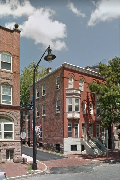 More Photos Of 196 W State St, Trenton Office Residential For Sale