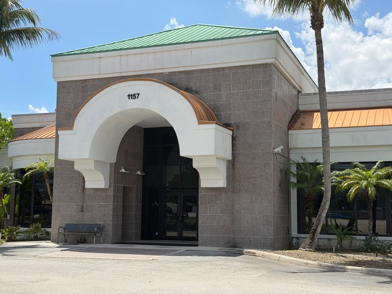 More Photos Of 1157 S State Road 7, Wellington Office For Sale