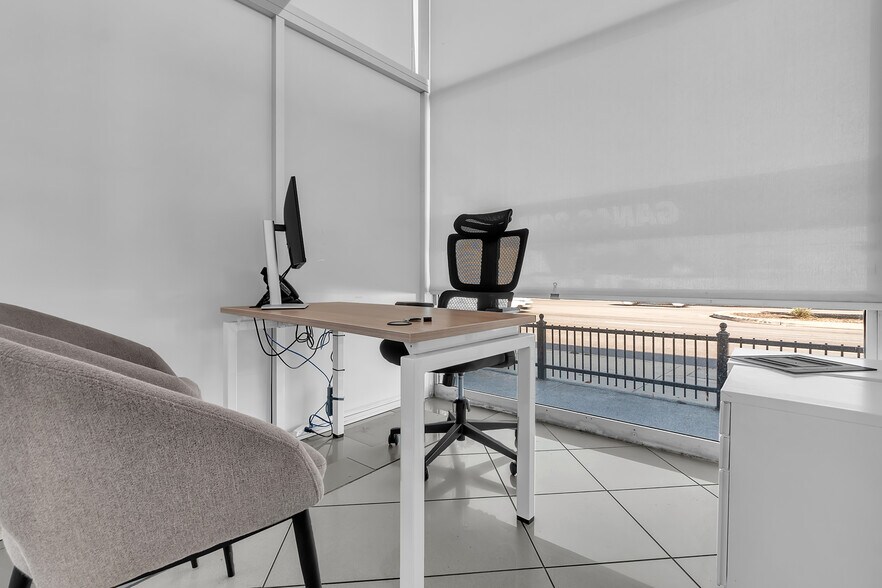 More Photos Of 13851-13861 Harbor Boulevard, Garden Grove Auto Dealership For Lease