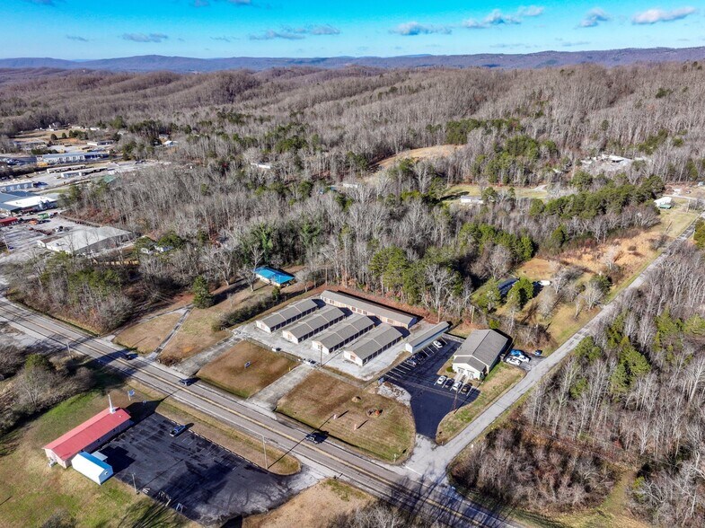 More Photos Of 3010 Roane State hwy, Harriman Self Storage For Sale