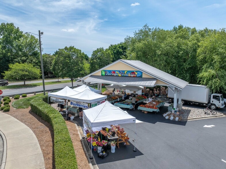More Photos Of 8430 Rea Rd, Charlotte Unknown For Lease