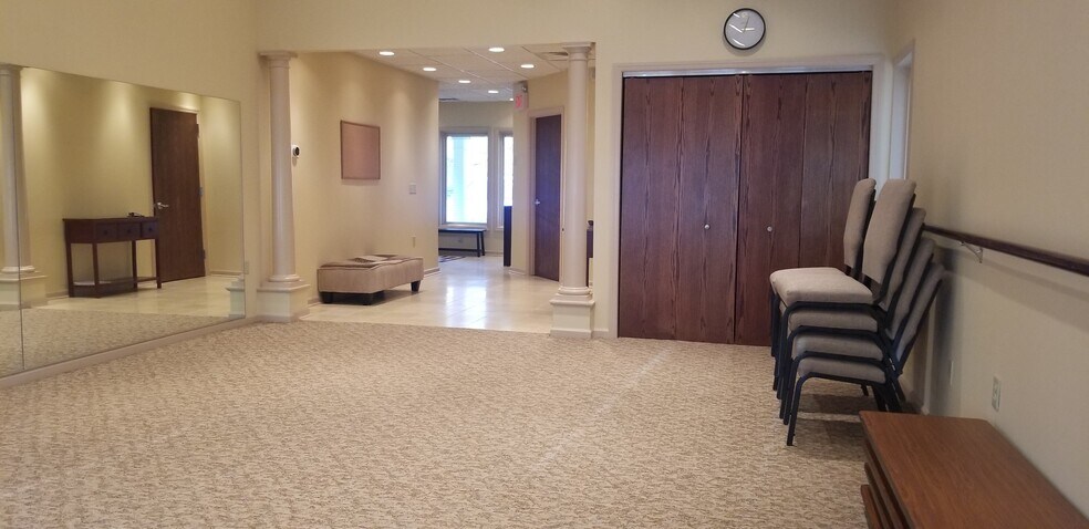 More Photos Of 1243 Sussex Tpke, Randolph Loft Creative Space For Lease