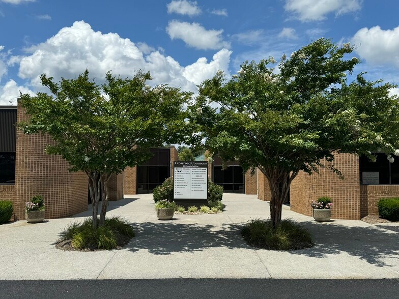 More Photos Of 9051 Executive Park Dr, Knoxville Office For Lease