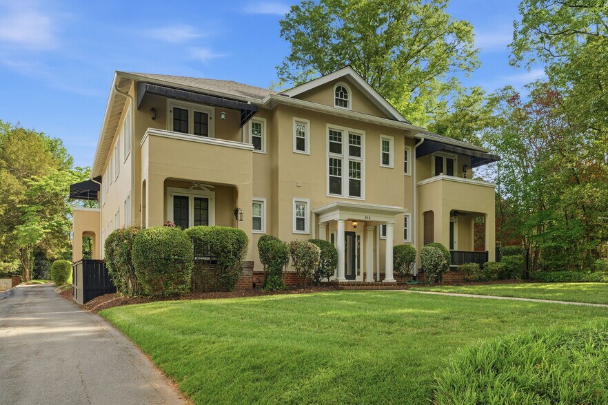 More Photos Of 916 Bromley Rd, Charlotte Apartments For Sale