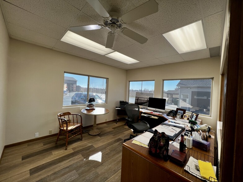 More Photos Of 1719 E Jackson St, Macomb Auto Dealership For Sale