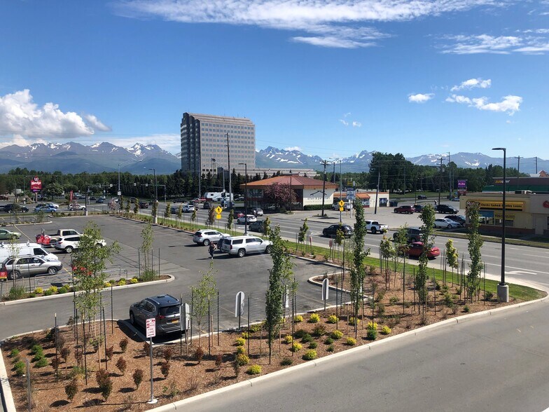 More Photos Of 2910 Seward Hwy, Anchorage General Retail For Lease