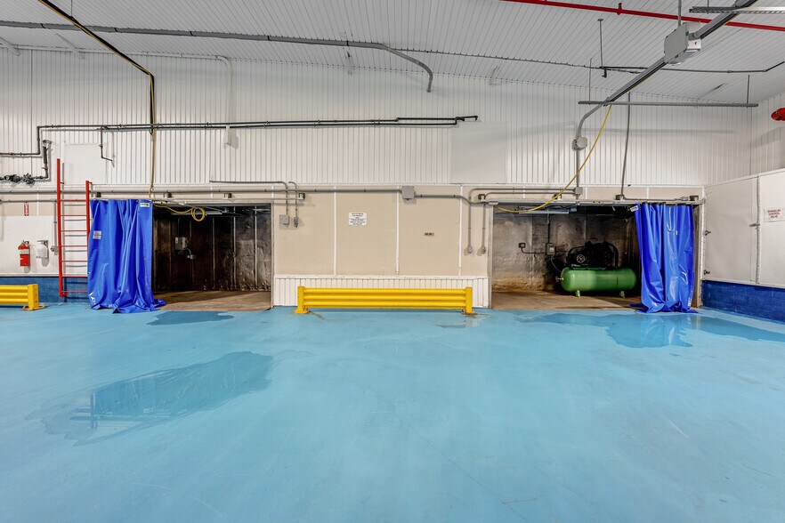 More Photos Of 86 Macarthur Dr, New Bedford Warehouse For Sale