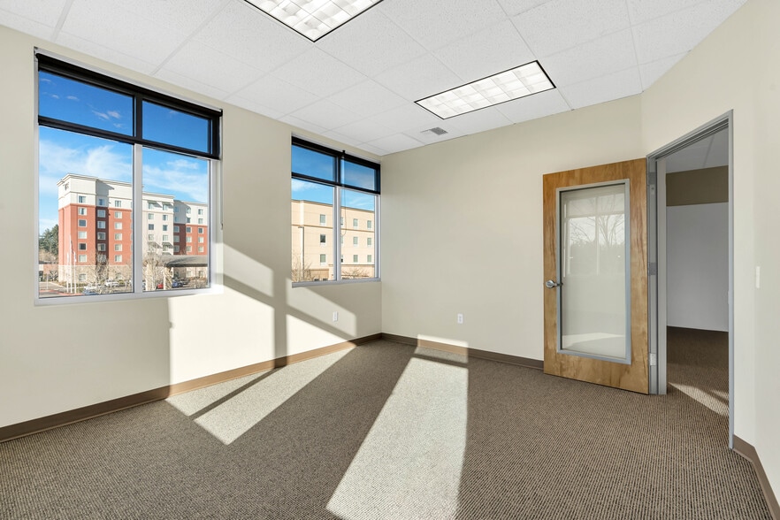 More Photos Of 3455-3499 NE John Olsen Ave, Hillsboro Flex For Sale